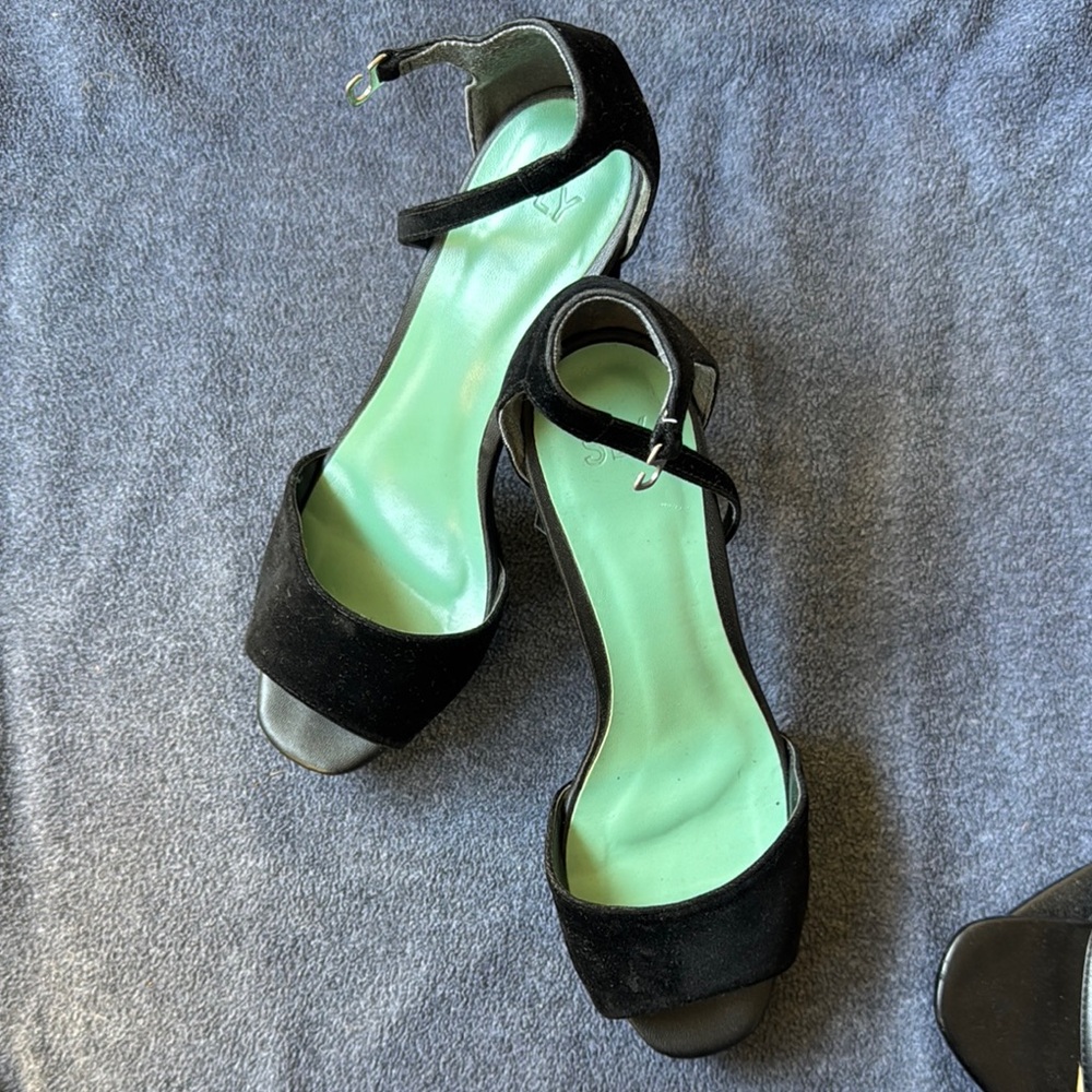 Elegant Black Women's Sandals